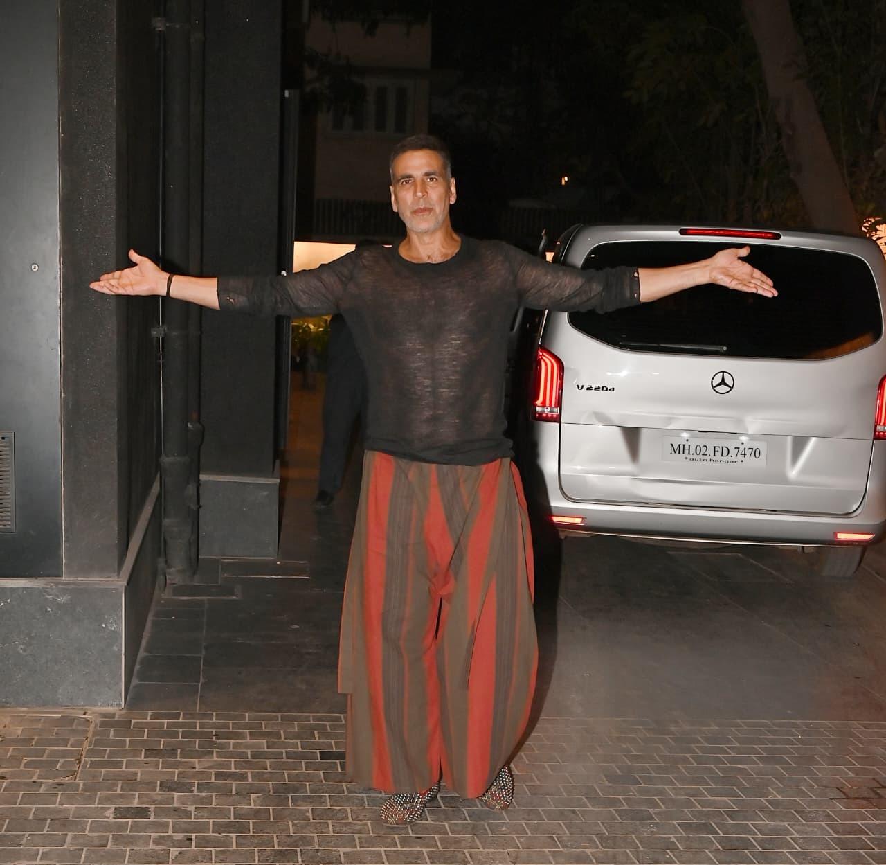 Akshay Kumar was seen in a funky outfit as he stepped out for the screening of the film Ikkis which marks the acting debut of his niece Simar Bhatia 